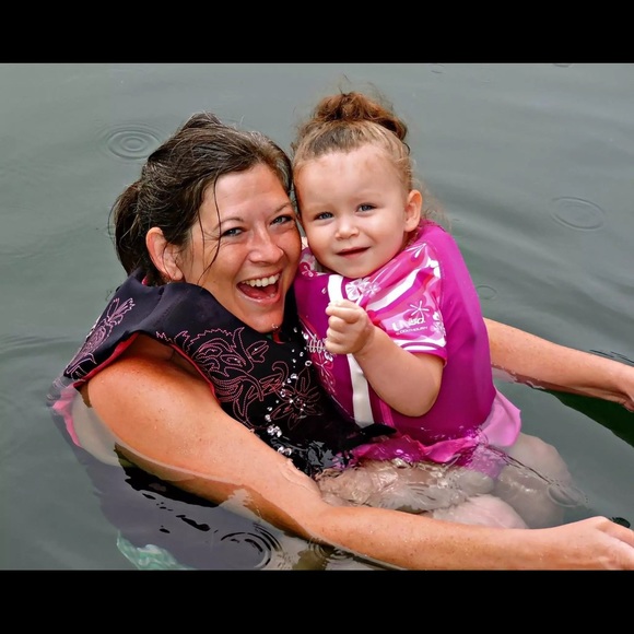 Meet your Posher, Nekeya - Picture 3 of 9